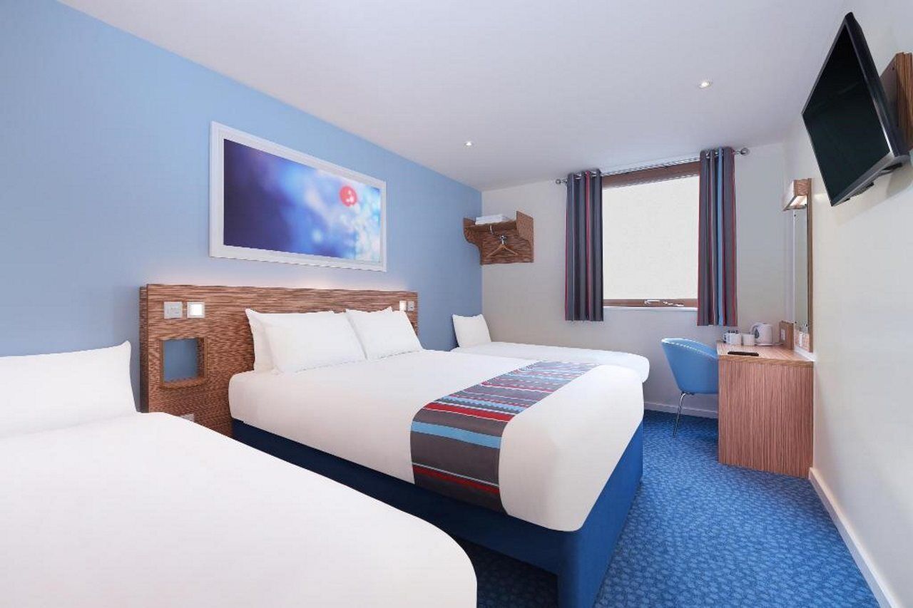 Travelodge Cardiff Central Queen Street Екстер'єр фото